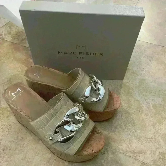 Vaneda Platform Slide Sandal Size 7 - Picture 4 of 9